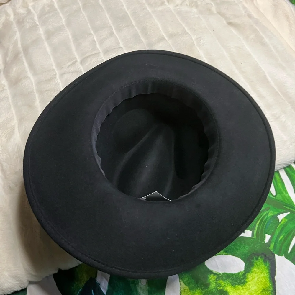 NWT Urban Outfitters OSFM Black Wide Brim Casual Festival Summer Midwest Hat